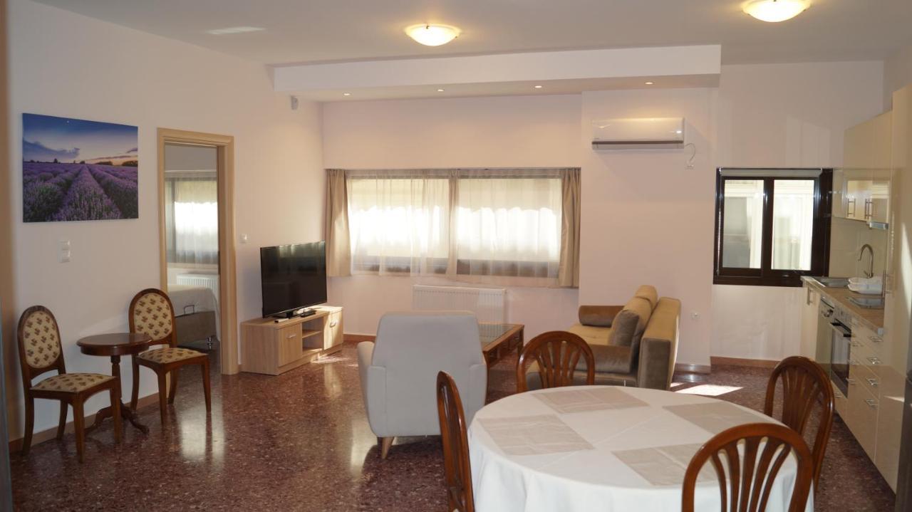 Luxury Apartment In Plaka - Acropolis Athen Eksteriør billede